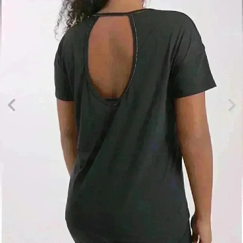 NWT NIKE Yoga Dri-FIT Metallic
Trim Top Sz M or L